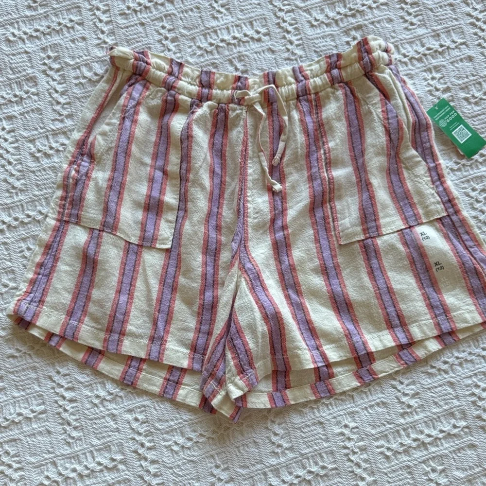 GAP Kids Striped Shorts in Red and Cream